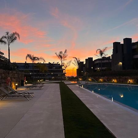 The Golden Oasis Penthouse Apartment Estepona Exterior photo
