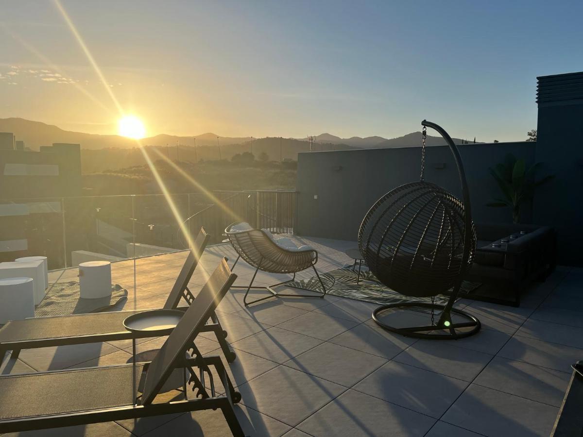 The Golden Oasis Penthouse Apartment Estepona Exterior photo