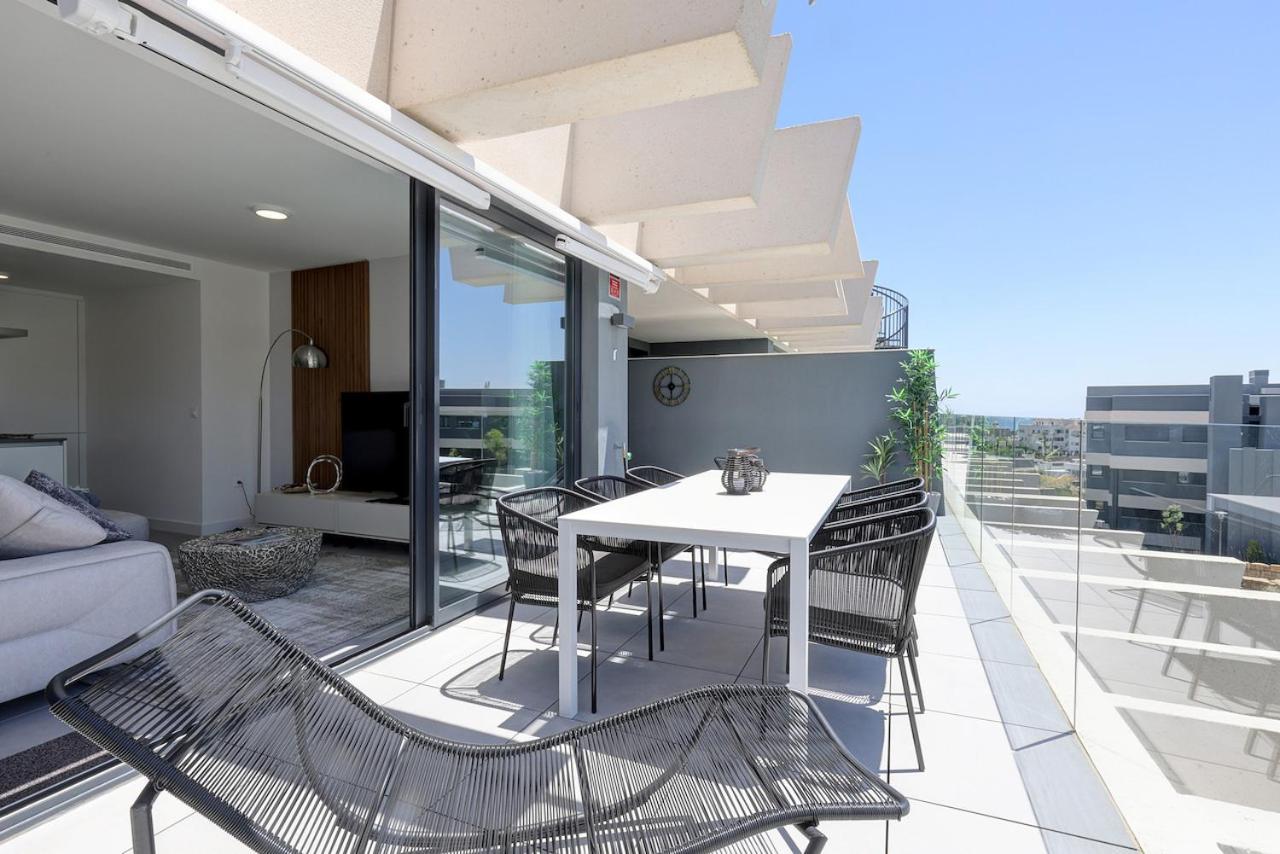The Golden Oasis Penthouse Apartment Estepona Exterior photo